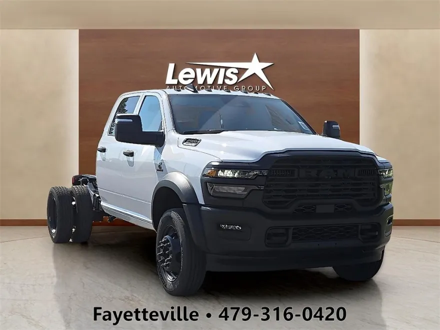 2025 Ram 4500 Tradesman photo 1