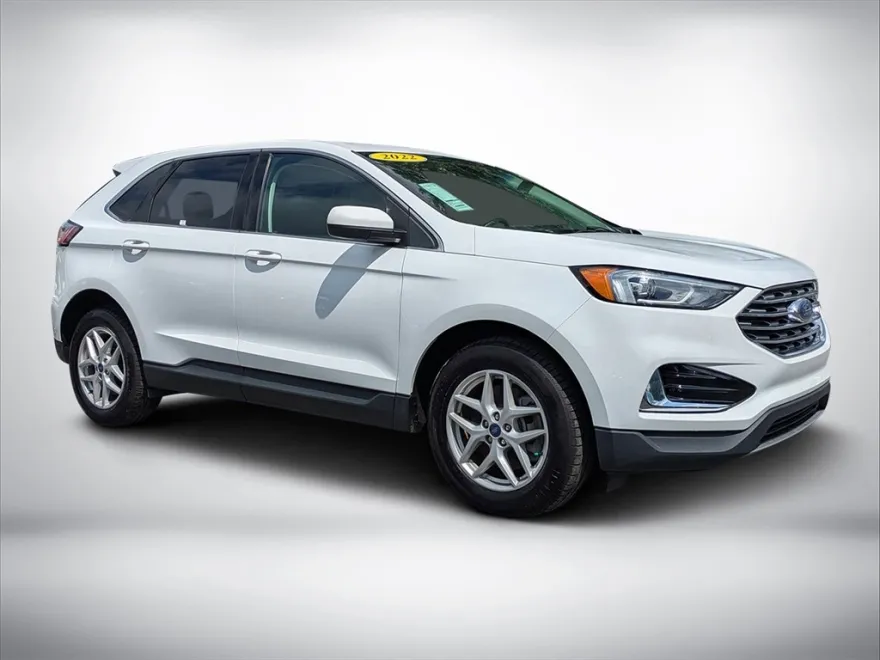 2022 Ford Edge SEL photo 1
