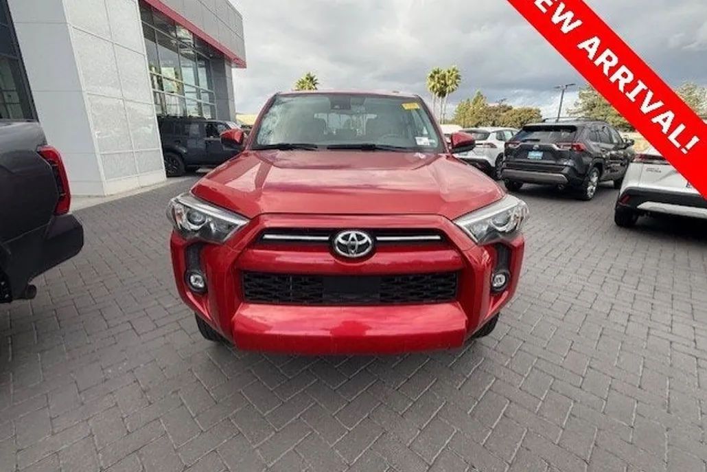 2023 Toyota 4Runner SR5 2WD photo 1