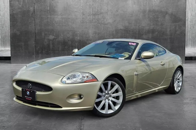 2008 Jaguar XK Base photo 1