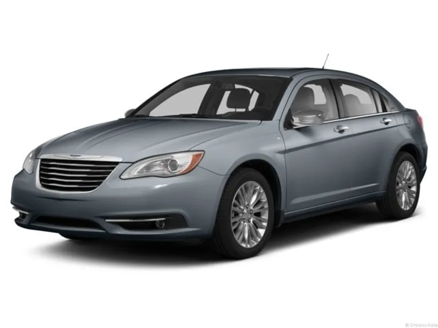 2013 Chrysler 200 Touring photo 1