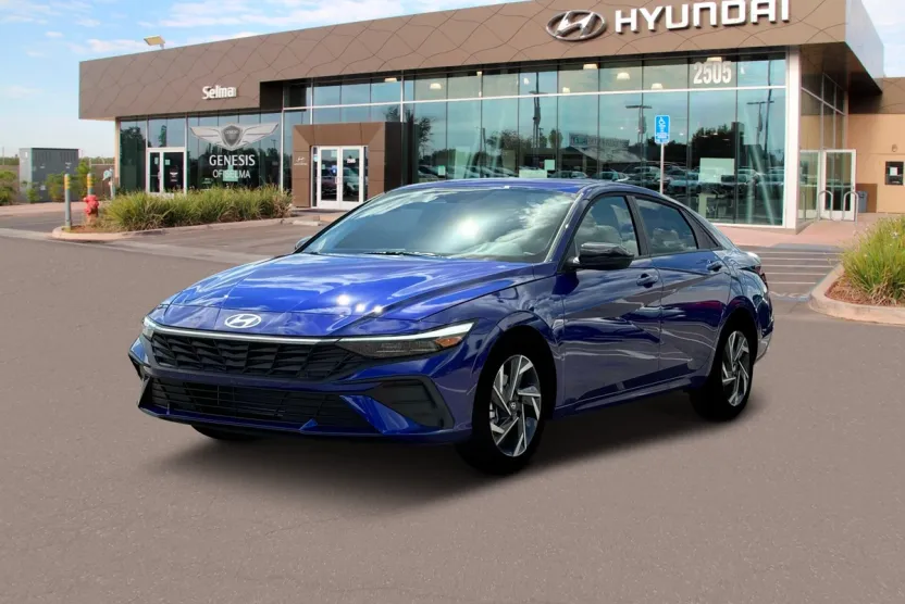 2025 Hyundai Elantra SEL Sport photo 1