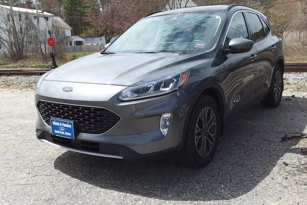 2021 Ford Escape SEL photo 1