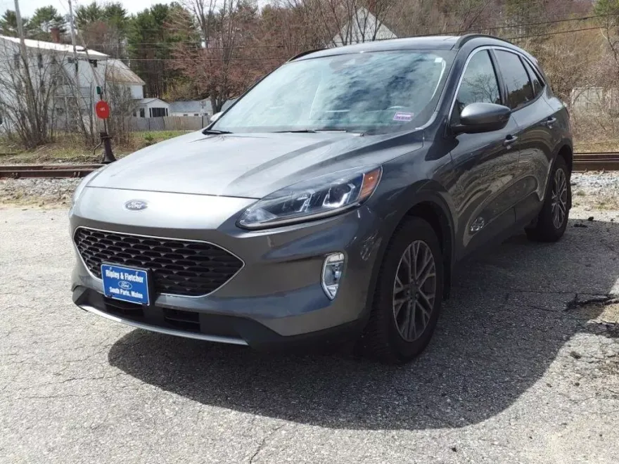 2021 Ford Escape SEL photo 1