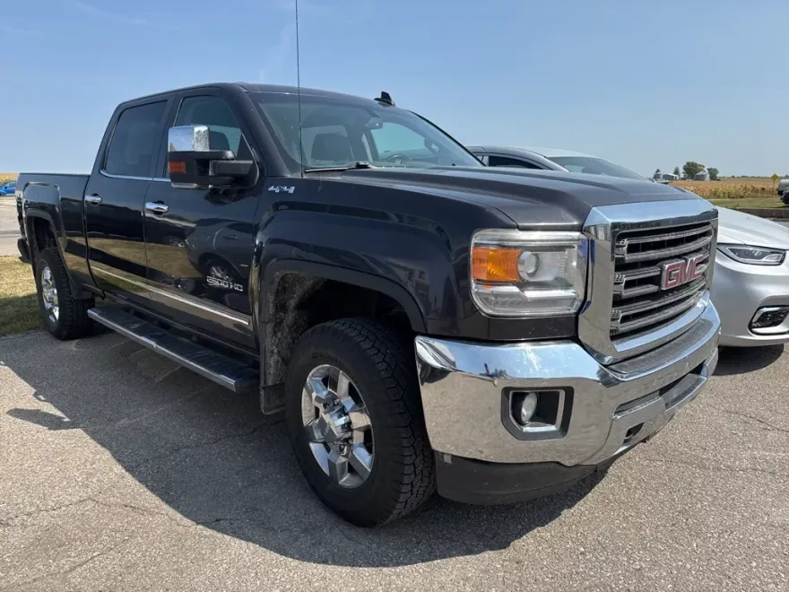 2015 Gmc Sierra 2500 HD SLT photo 1