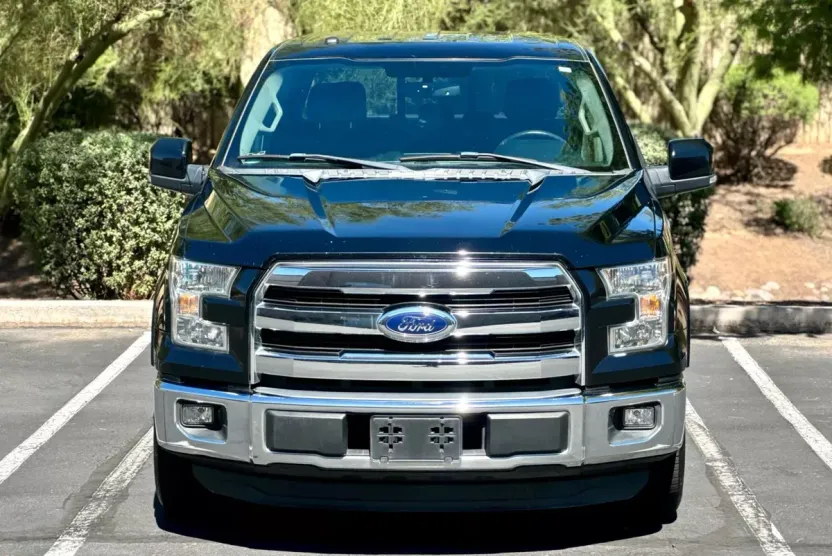 2016 Ford F-150 photo 1