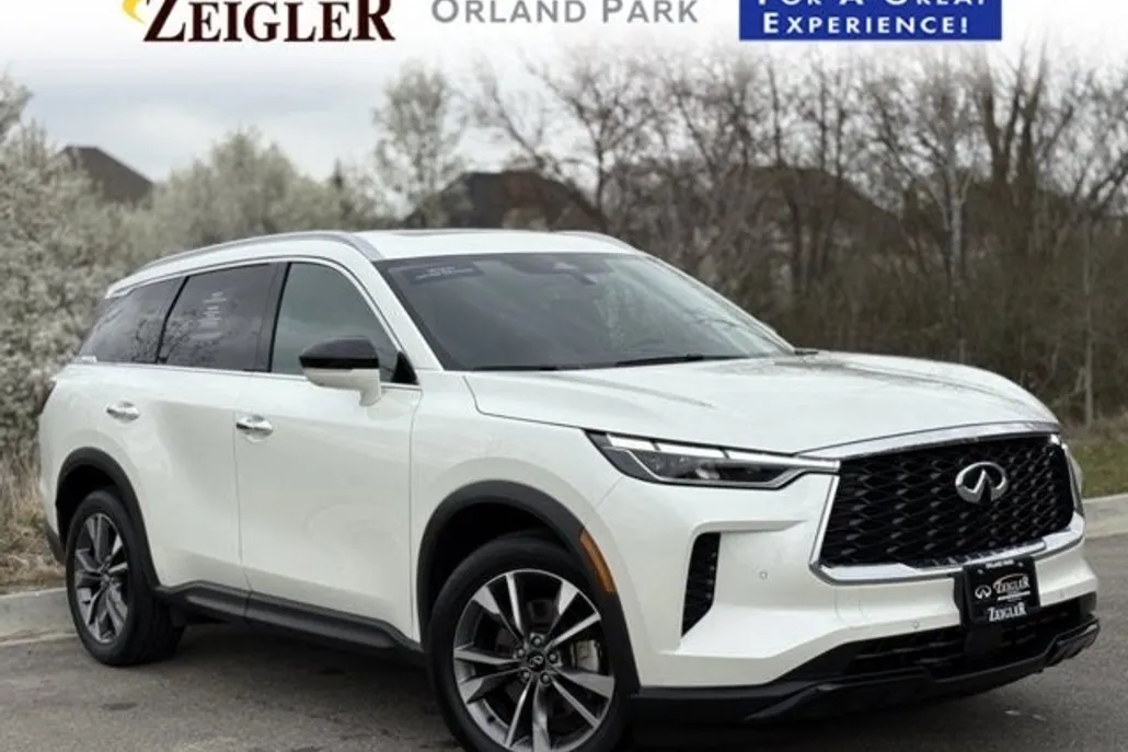 2024 Infiniti QX60 Luxe photo 1