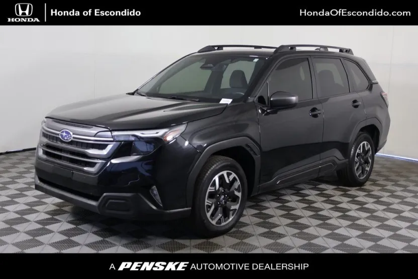 2025 Subaru Forester Premium photo 1