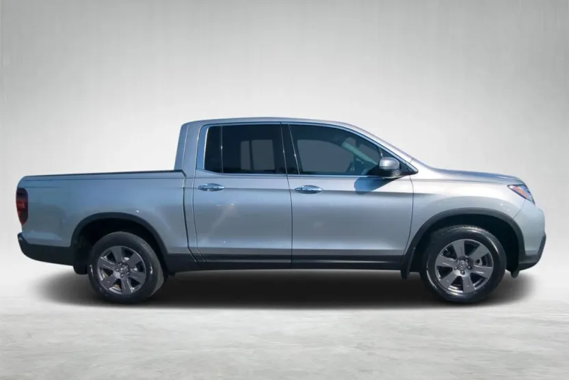 2020 Honda Ridgeline RTL-E photo 1