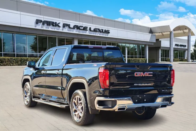 2023 Gmc Sierra 1500 SLT photo 1
