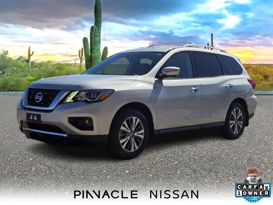 2020 Nissan Pathfinder SL photo 1