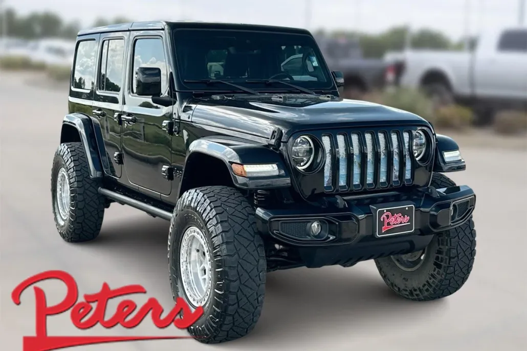 2020 Jeep Wrangler Unlimited Sahara High Altitude photo 1