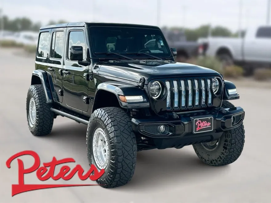2020 Jeep Wrangler Unlimited Sahara High Altitude photo 1