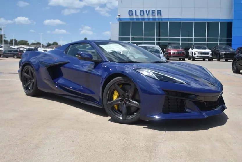 2025 Chevrolet Corvette Z06 3LZ photo 1