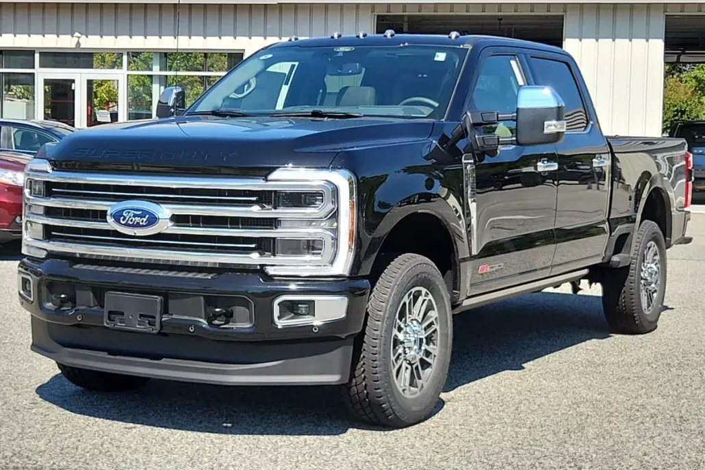 2026 Ford F-350 Platinum photo 1
