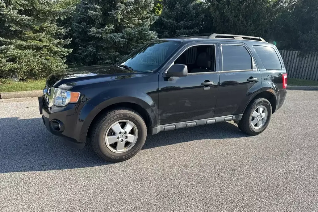 2012 Ford Escape XLT photo 1