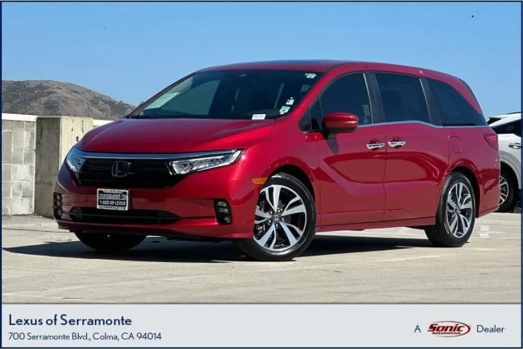 2022 Honda Odyssey Touring photo 1