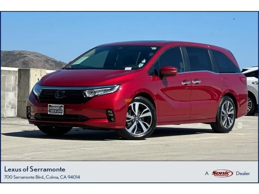 2022 Honda Odyssey Touring photo 1