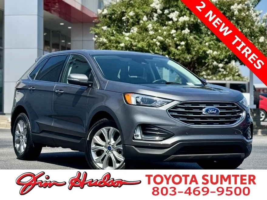 2022 Ford Edge Titanium photo 1