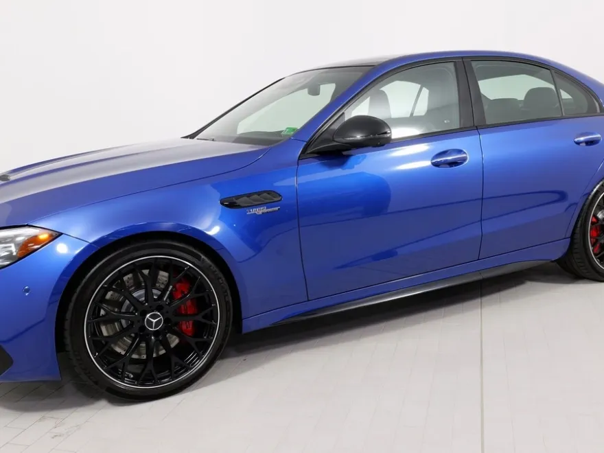 2024 Mercedes Benz C AMG 63 S E PERFORMANCE photo 1