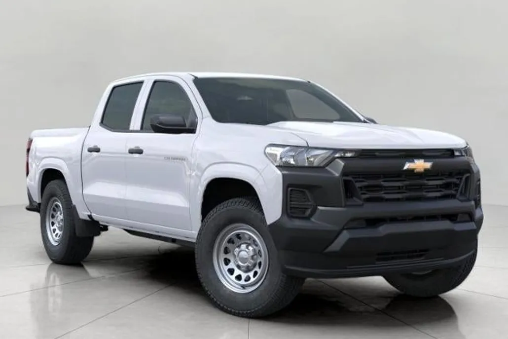 2025 Chevrolet Colorado LT photo 1