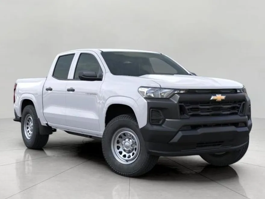 2025 Chevrolet Colorado LT photo 1