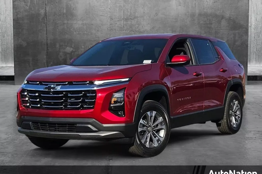 2026 Chevrolet Equinox LT photo 1