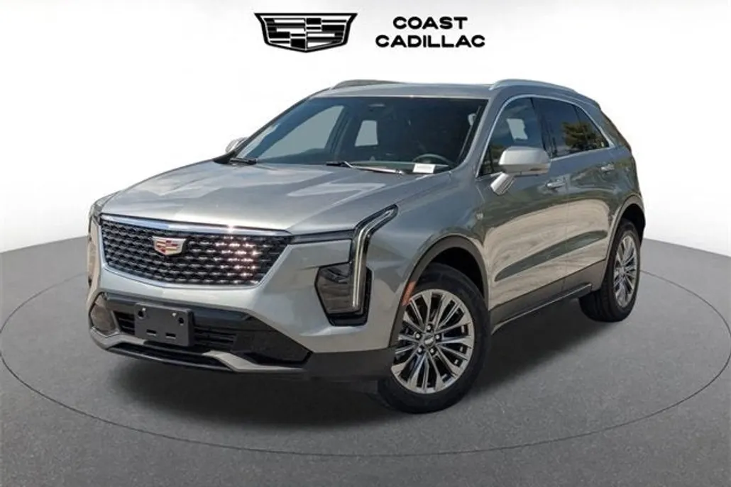 2025 Cadillac XT4 Premium Luxury photo 1