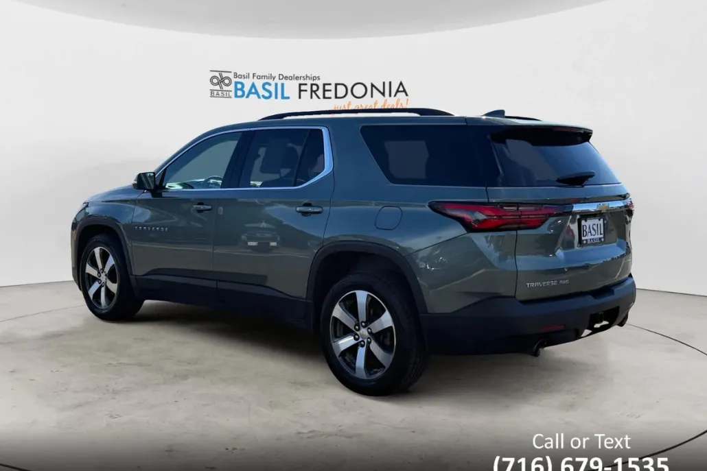 2023 Chevrolet Traverse Leather photo 1