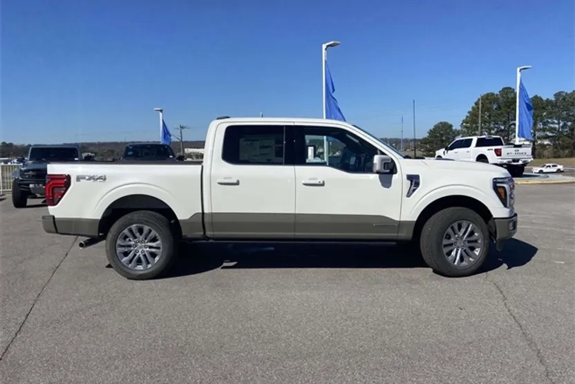 2025 Ford F-150 King Ranch photo 1