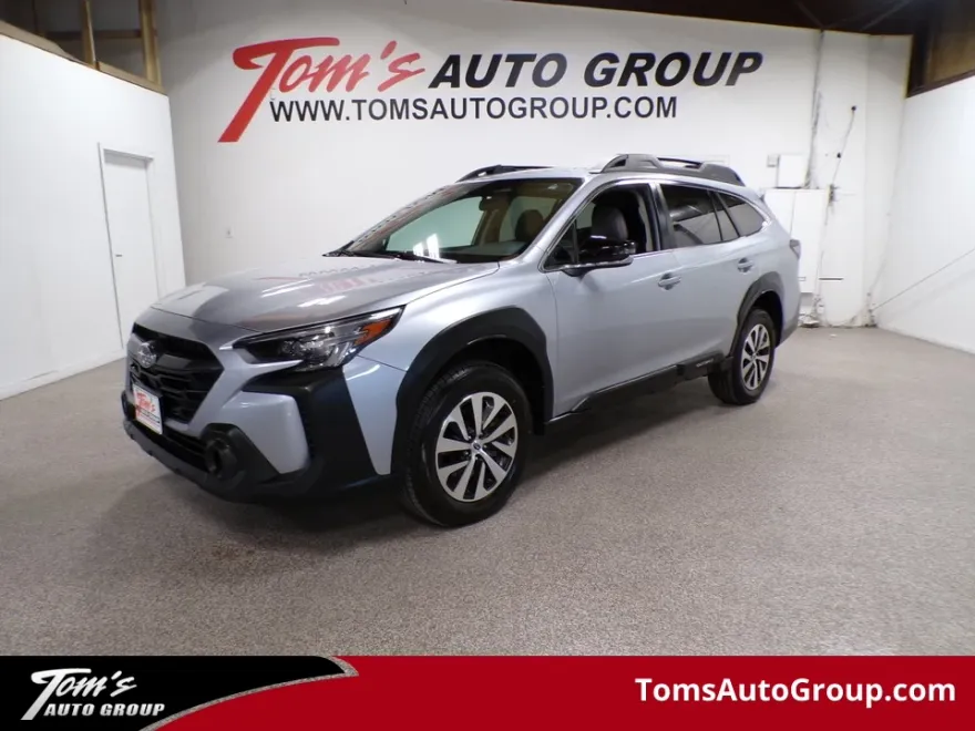 2023 Subaru Outback Premium photo 1
