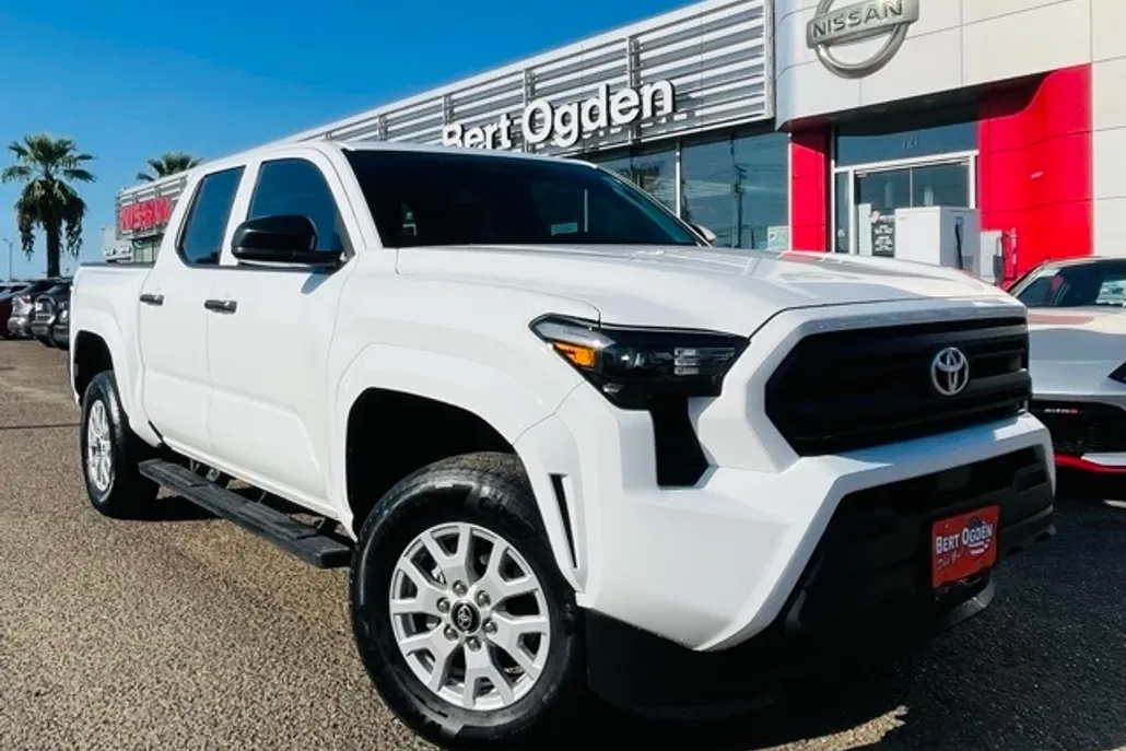 2025 Toyota Tacoma SR photo 1