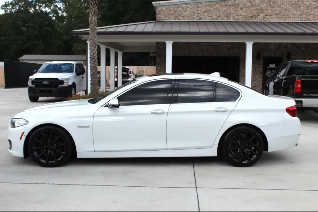 2016 Bmw 535i 5-Series photo 1