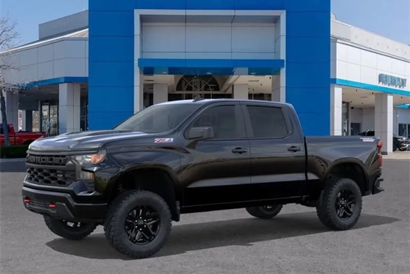 2026 Chevrolet Silverado 1500 Custom Trail Boss photo 1