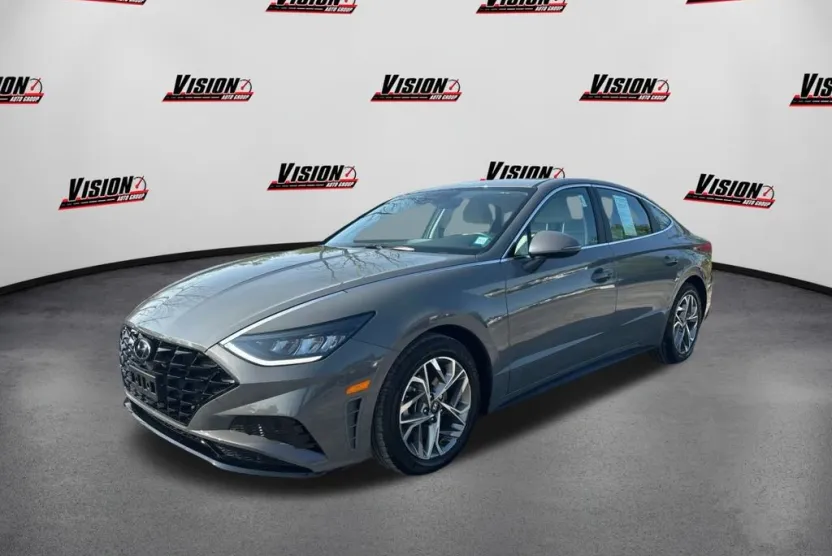 2022 Hyundai Sonata SEL photo 1
