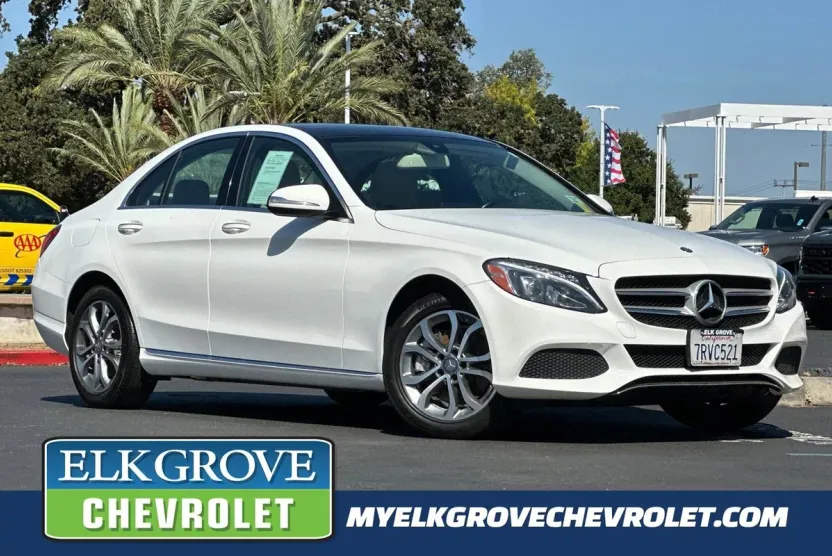 2015 Mercedes Benz C 300 Luxury photo 1