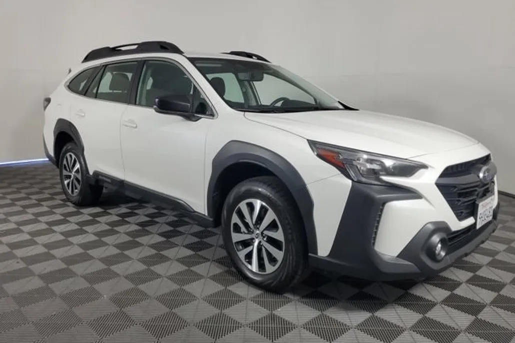 2024 Subaru Outback 2.5i photo 1