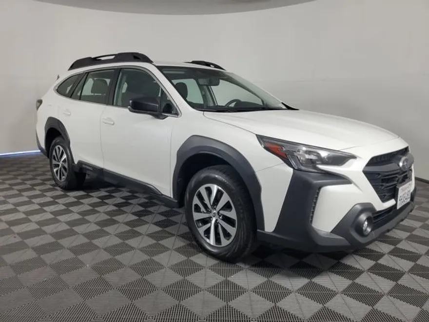 2024 Subaru Outback 2.5i photo 1