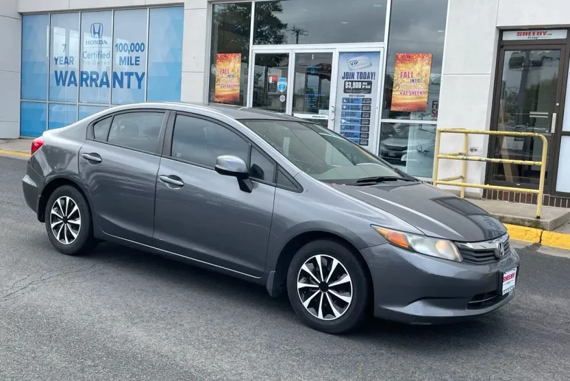 2012 Honda Civic LX photo 1