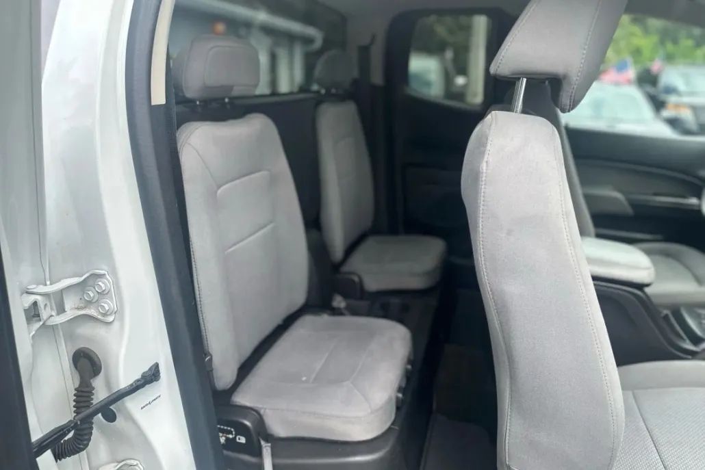 2016 Chevrolet Colorado Work Truck photo 1