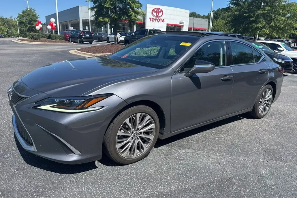 2019 Lexus ES 350 Luxury photo 1