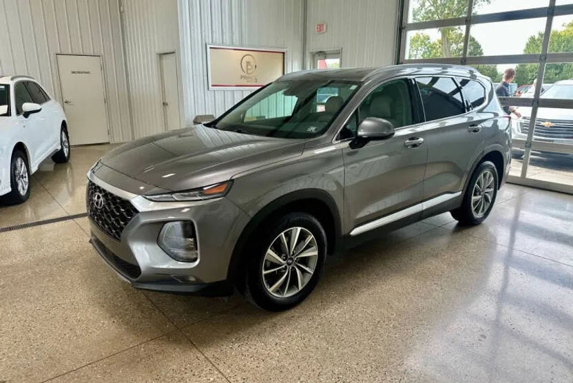2020 Hyundai Santa Fe SEL photo 1