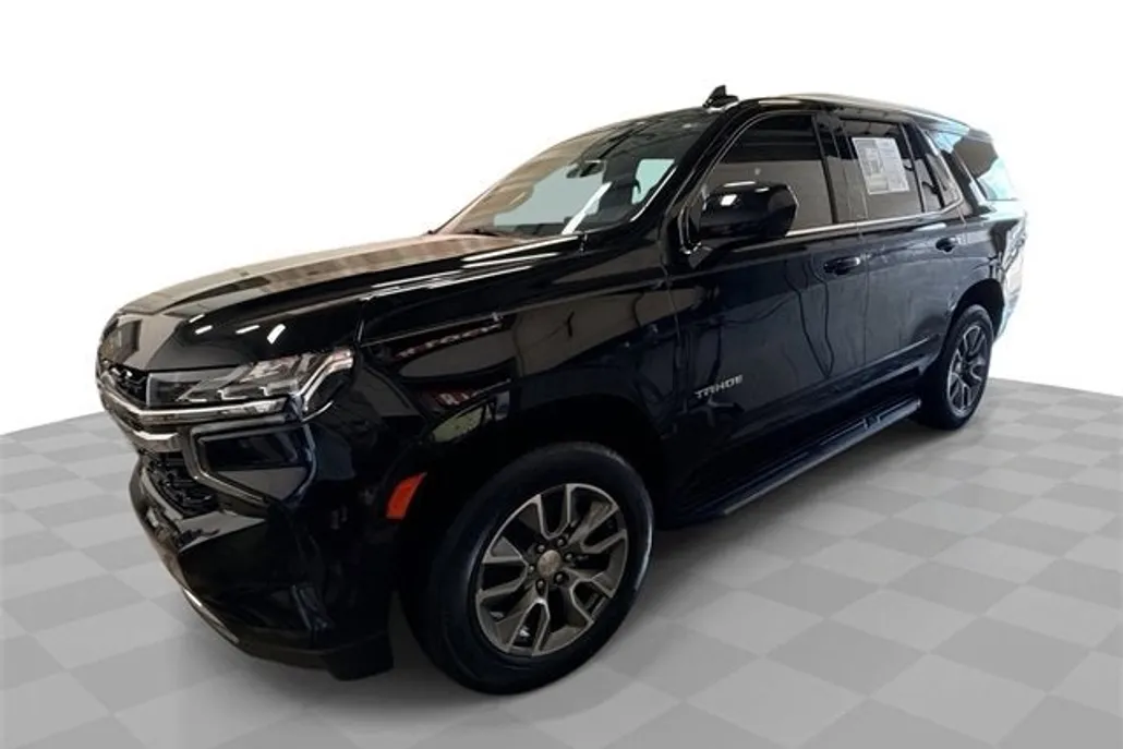 2023 Chevrolet Tahoe LS photo 1