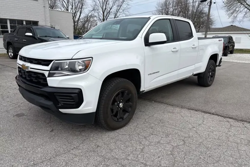 2021 Chevrolet Colorado LT photo 1
