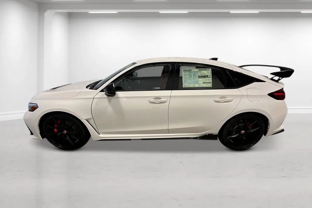 2025 Honda Civic Type R photo 1