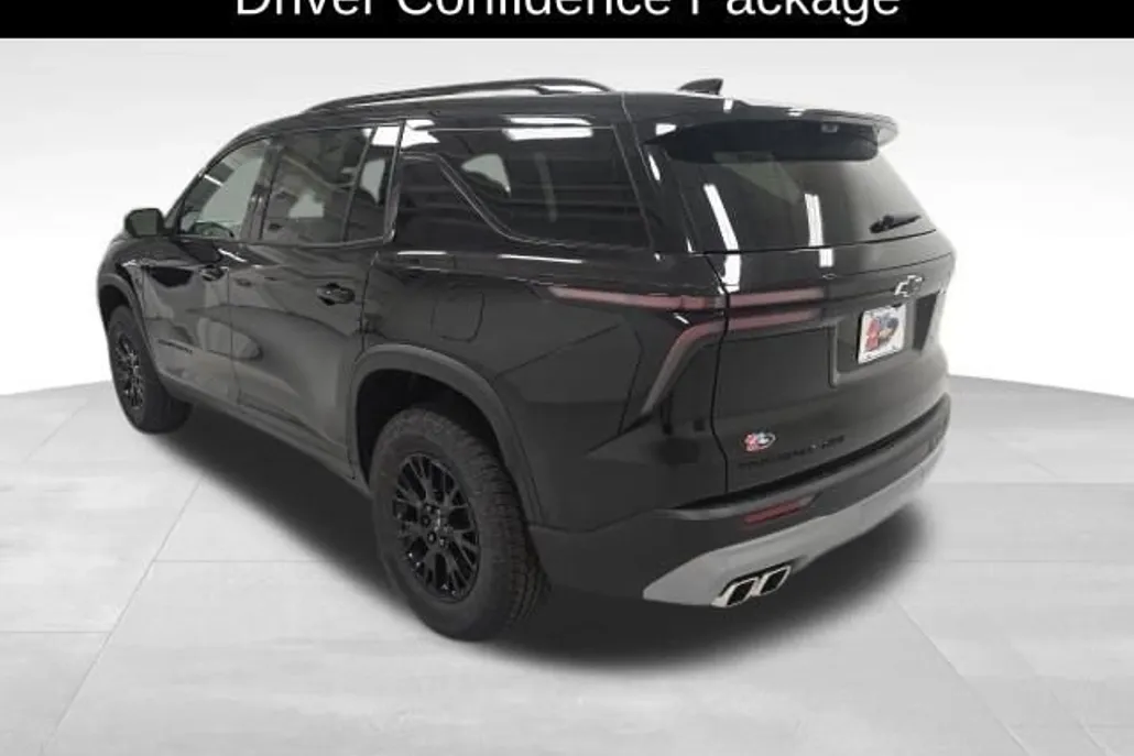 2026 Chevrolet Traverse Z71 photo 1