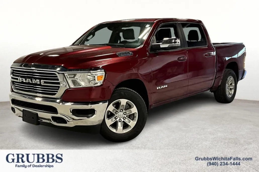 2023 Ram 1500 Laramie photo 1