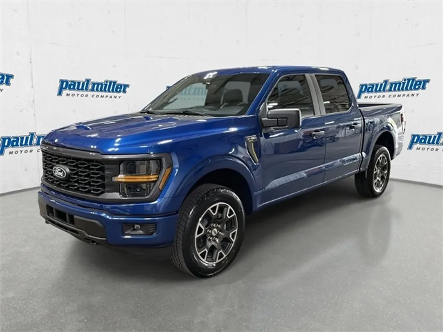 2025 Ford F-150 STX photo 1