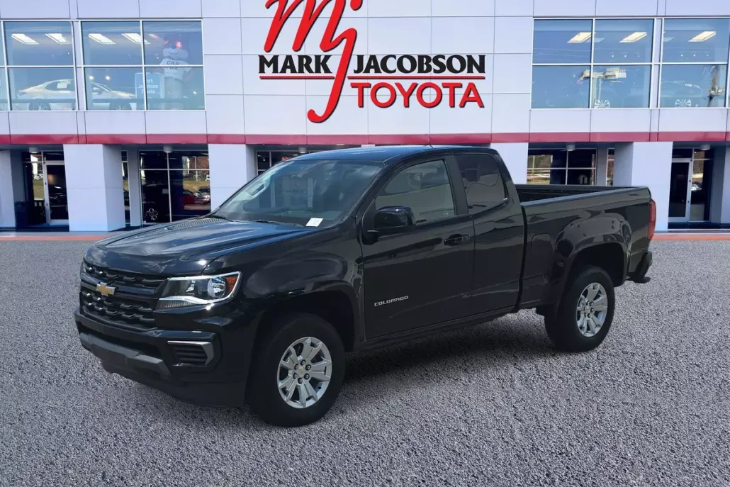 2022 Chevrolet Colorado LT photo 1