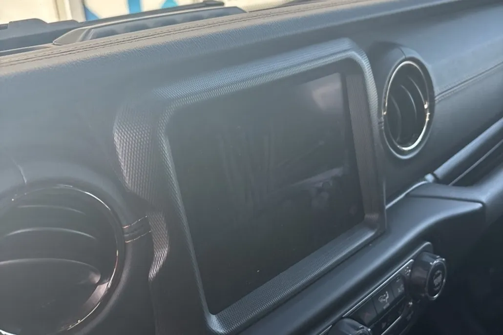 2021 Jeep Wrangler Unlimited Sahara 4xe photo 1